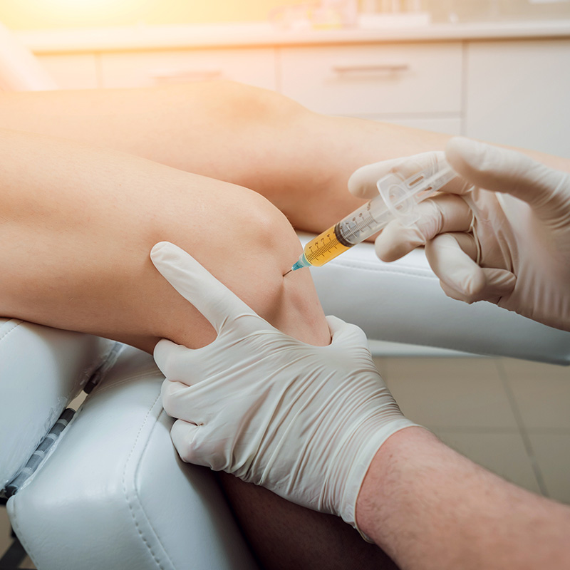 Receiving PRP Injection on the Knee in Sherman Oaks